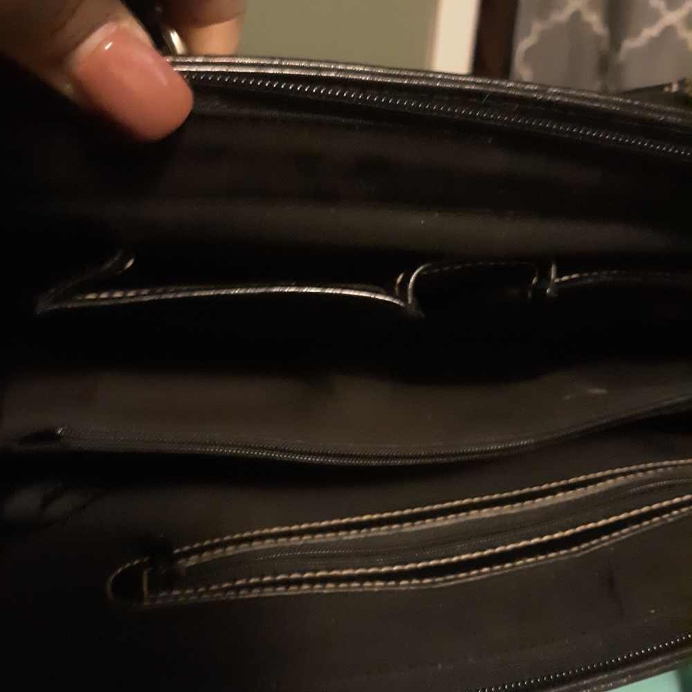 Purse - Picture 3 of 3